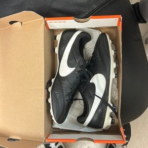 Nike premier cleats size 6